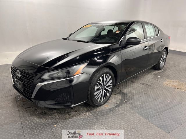 Used 2025 Nissan Altima 2.5 SV FWD video 1