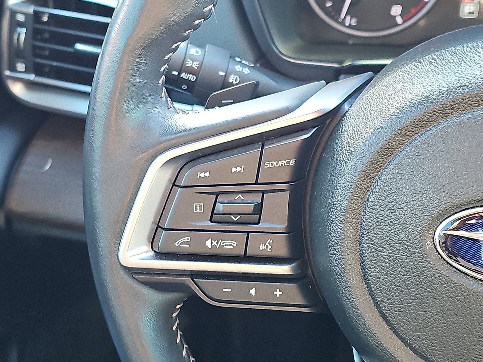 Used 2023 Subaru Outback Touring XT image 23