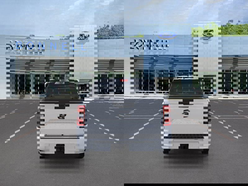 New 2025 Ford Maverick Lobo image 5