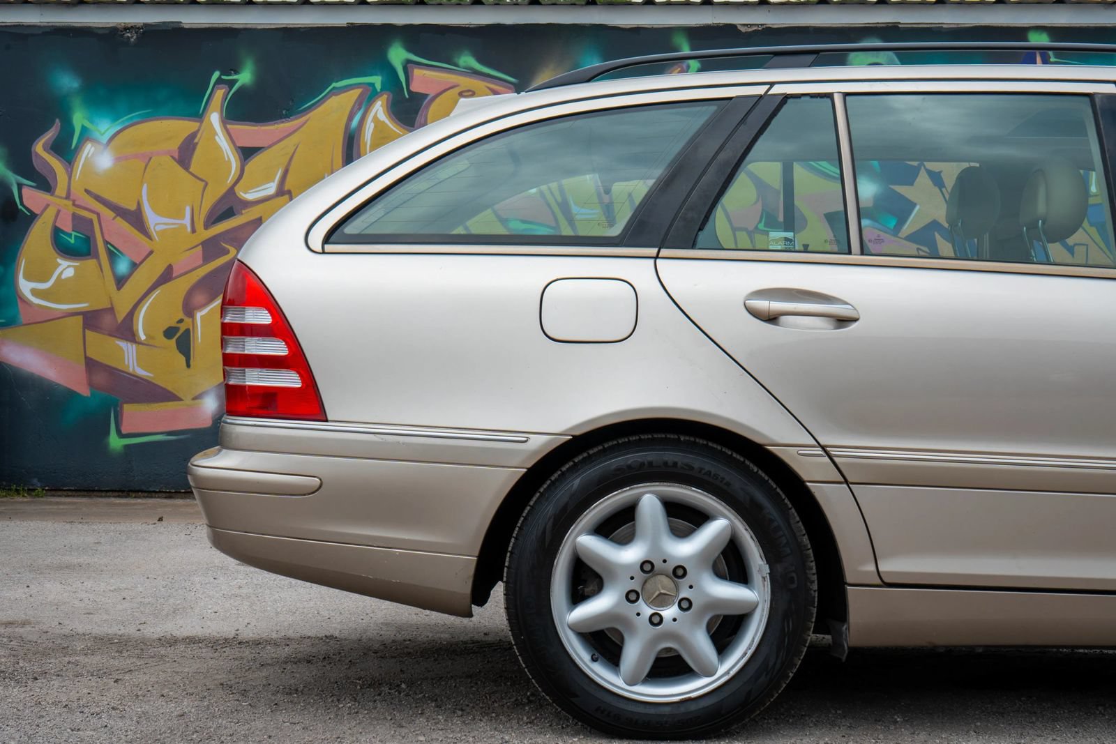 Used 2002 Mercedes-Benz C 320 Wagon image 8