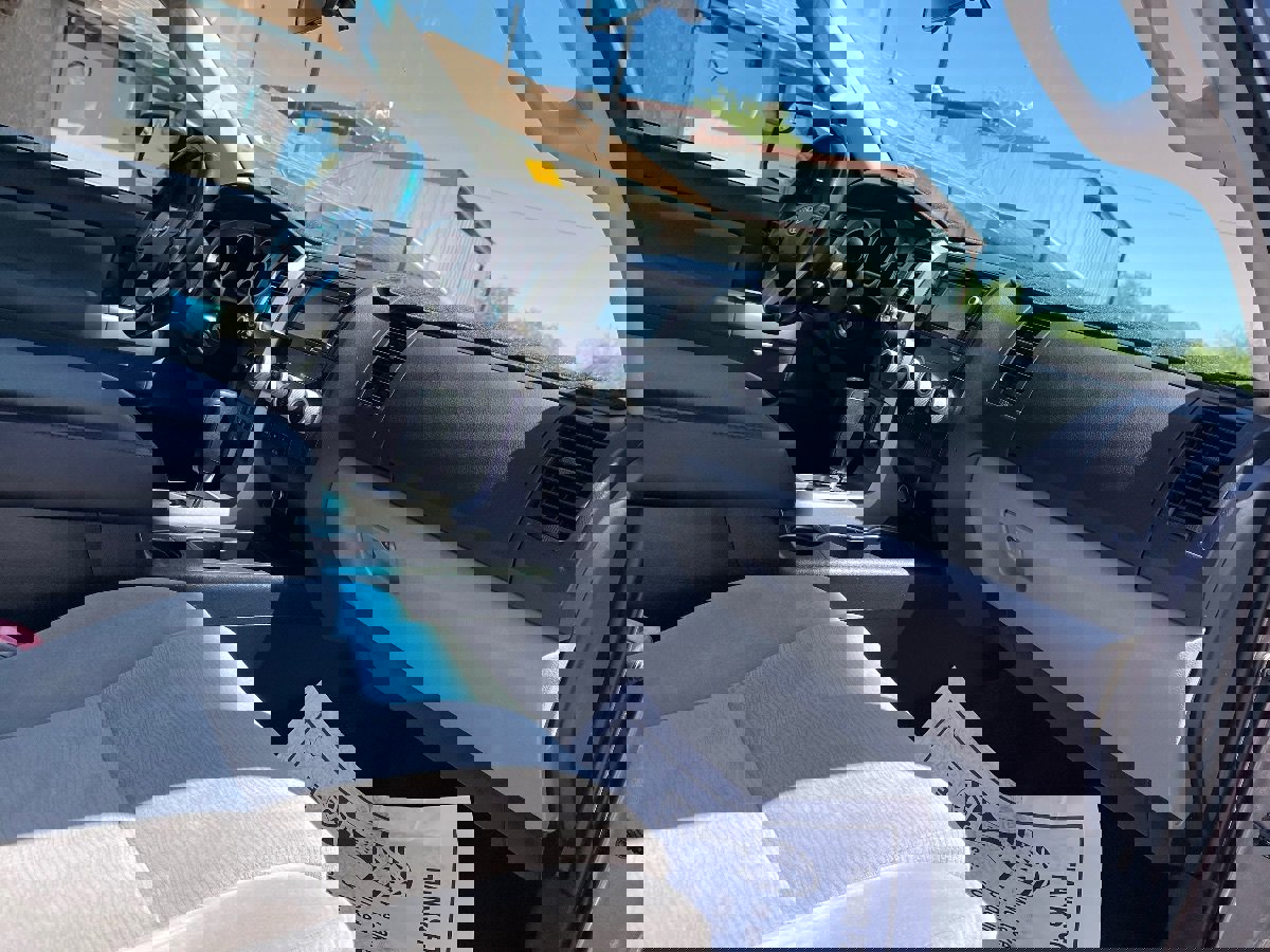 Used 2014 Toyota Sequoia SR5 AWD/4WD image 39