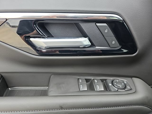 New 2026 Chevrolet Suburban LS w/ Max Trailering Package AWD/4WD image 23