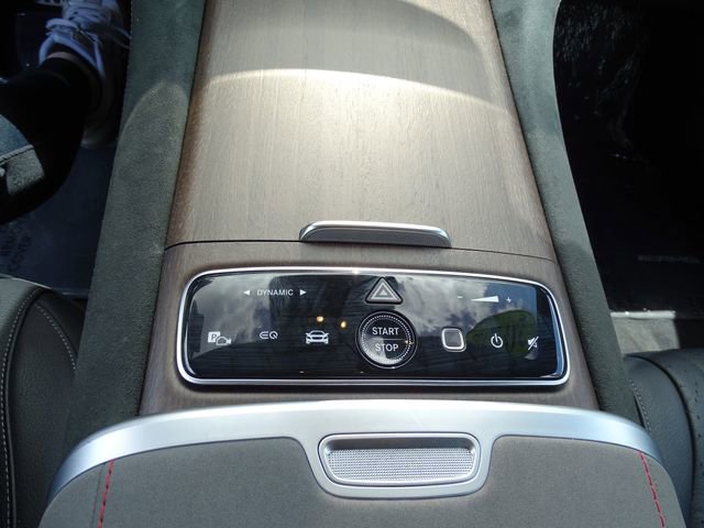Used 2022 Mercedes-Benz EQS 580 4MATIC Sedan image 12