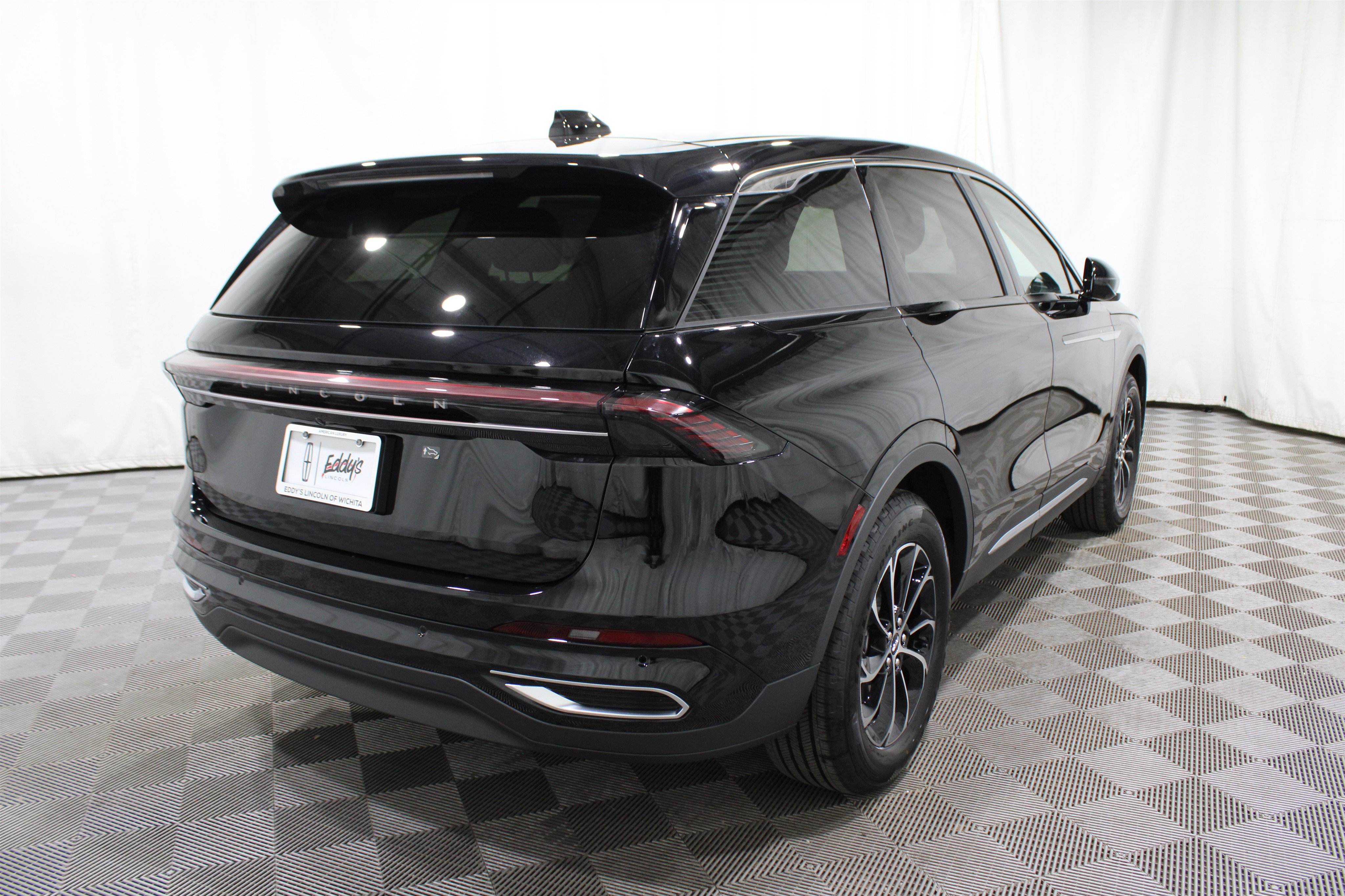 New 2026 Lincoln Nautilus Premier AWD/4WD image 31