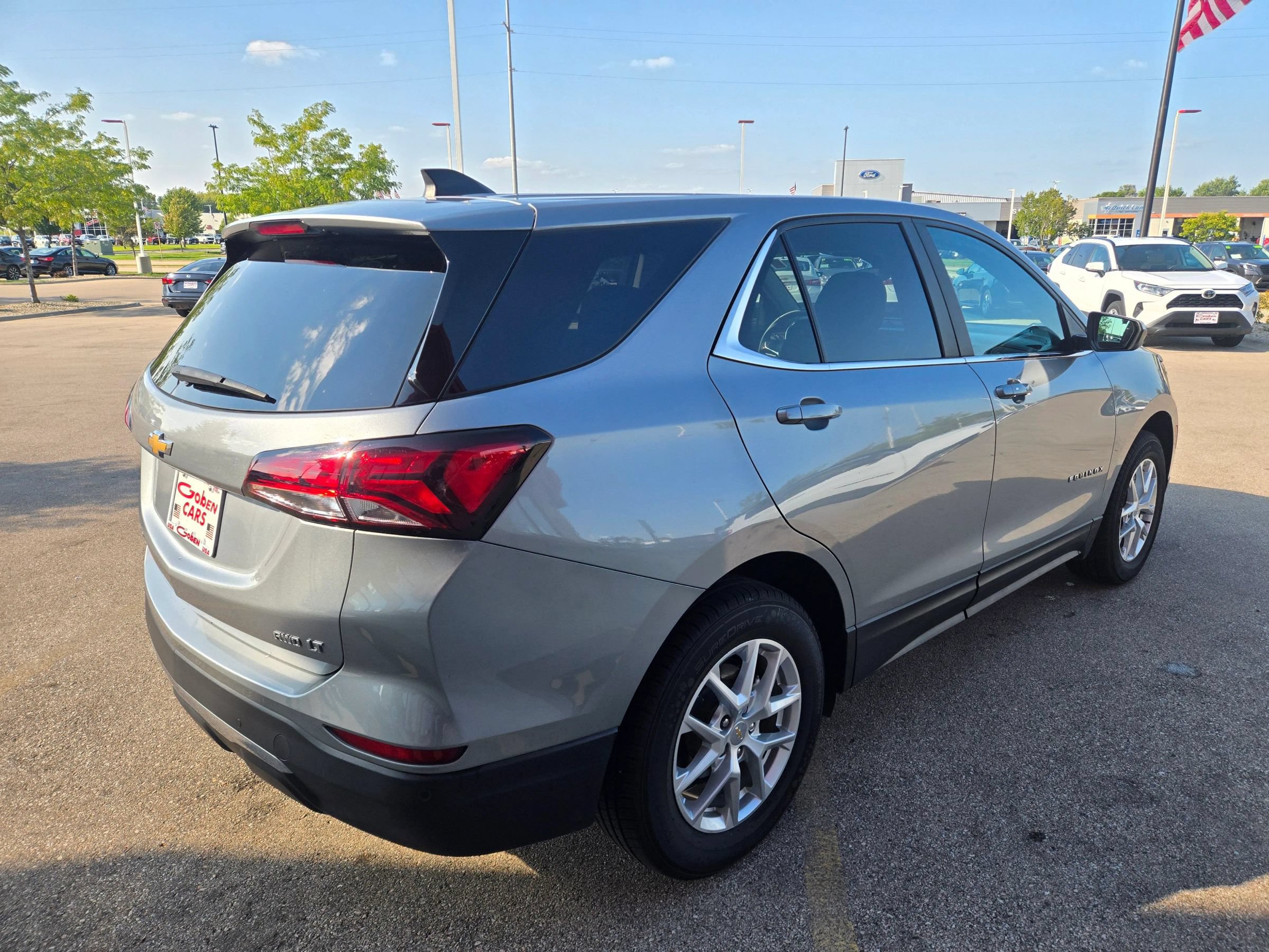 Used 2024 Chevrolet Equinox LT w/ Driver Convenience Package AWD/4WD image 4