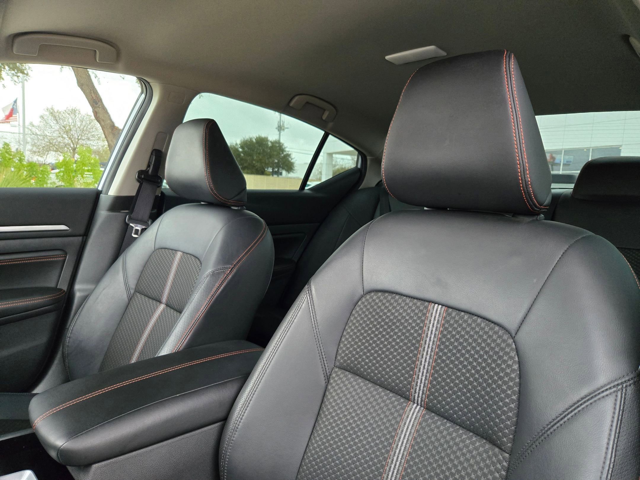 Used 2023 Nissan Altima 2.5 SR image 13