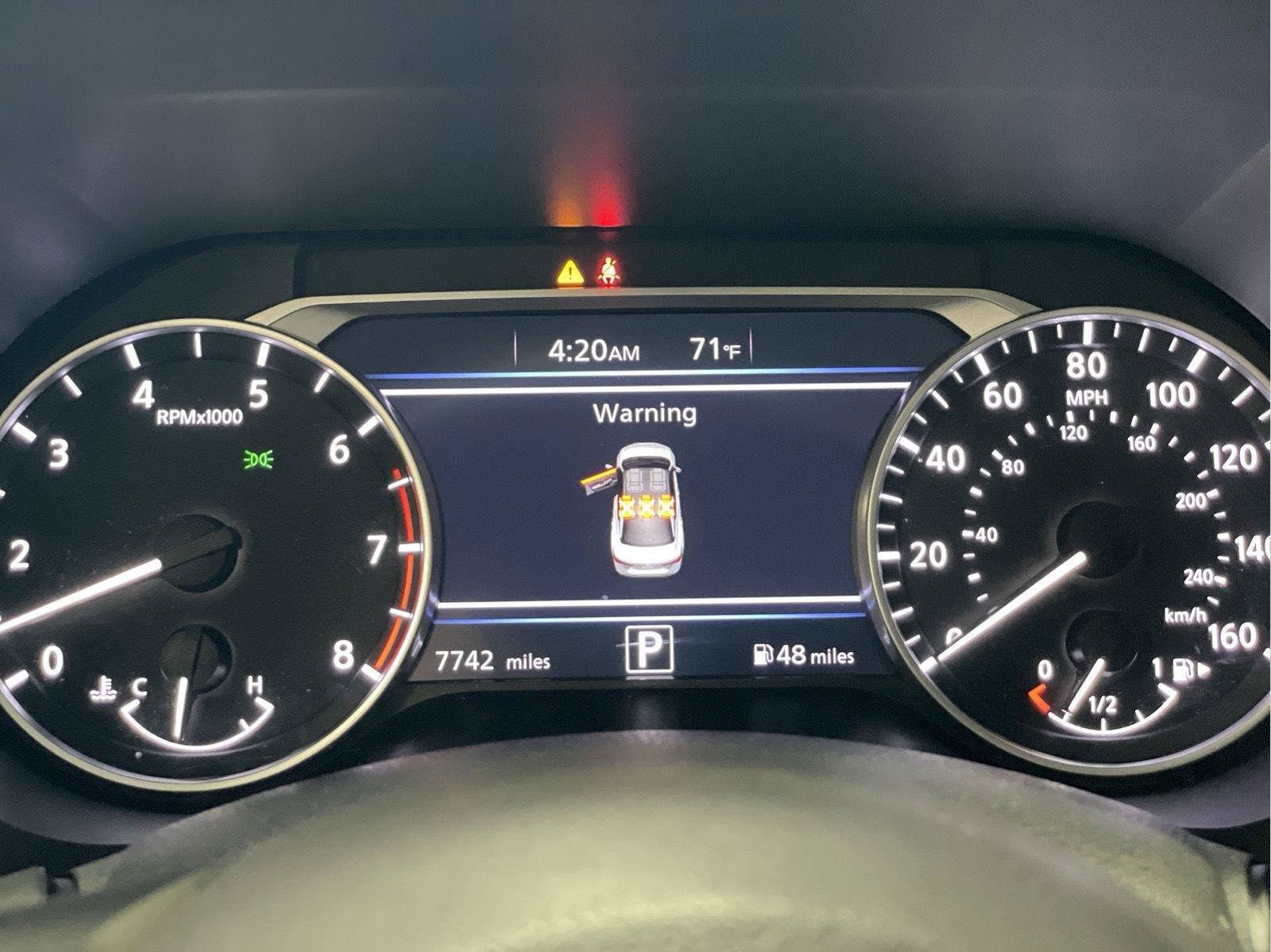 Used 2025 Nissan Sentra SV w/ All-Weather Package FWD image 26