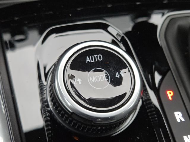 New 2026 GMC Canyon Elevation w/ Convenience Package image 9