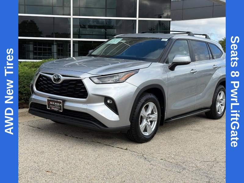Used 2023 Toyota Highlander LE AWD/4WD image 7