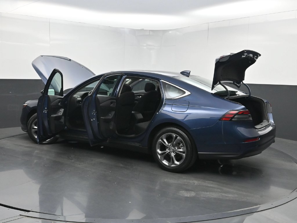 Used 2023 Honda Accord EX image 34