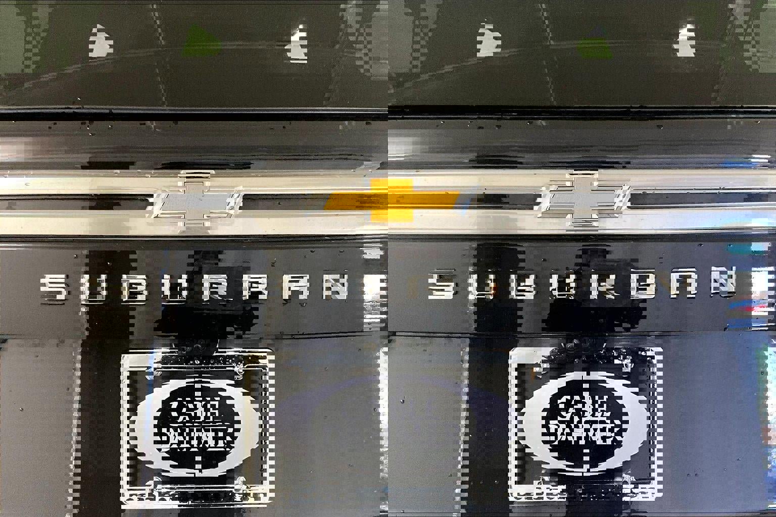 Used 2023 Chevrolet Suburban High Country image 24