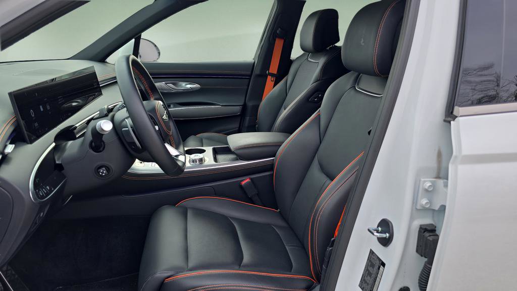 New 2026 Genesis GV70 3.5T Sport Advanced AWD/4WD image 5