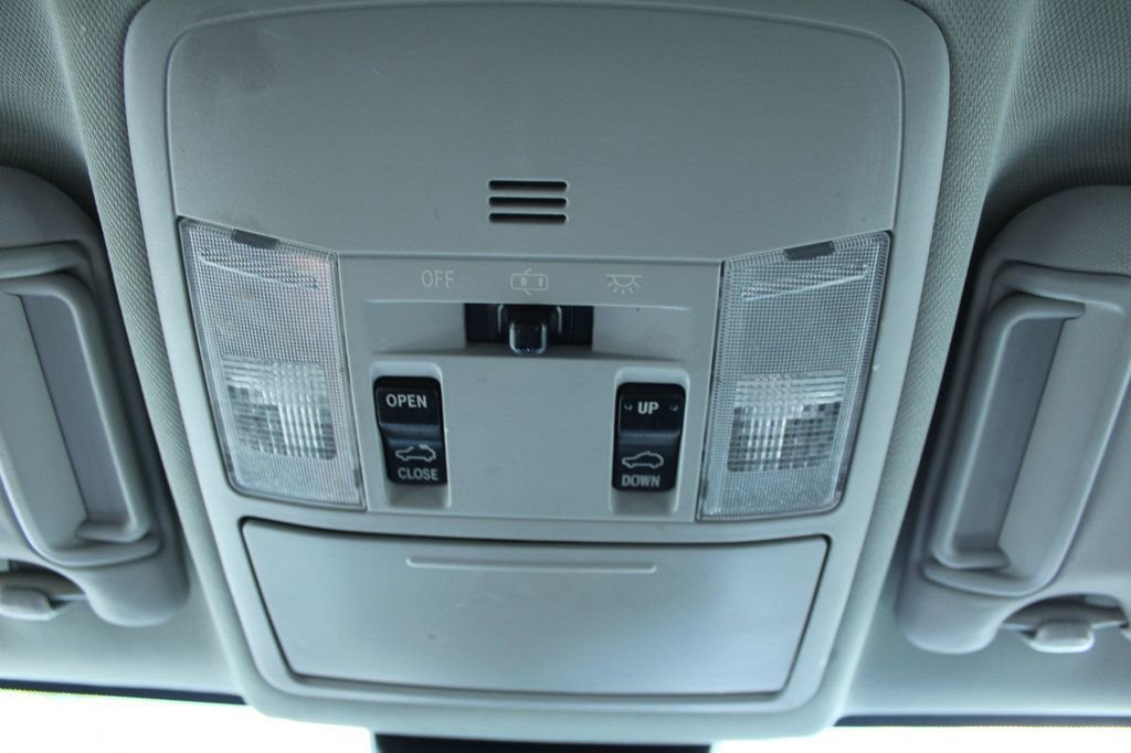 Used 2018 Toyota RAV4 XLE FWD image 20
