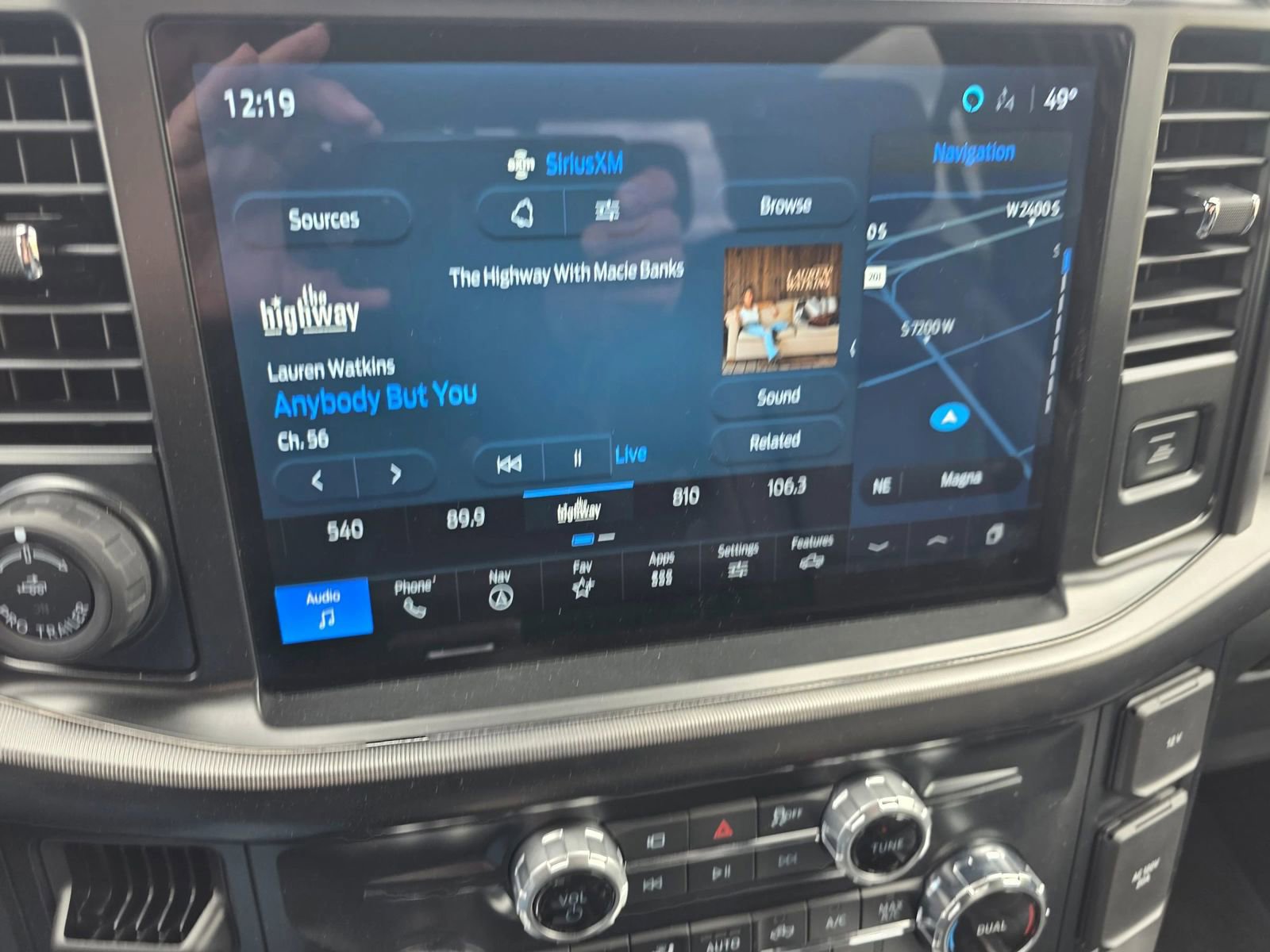 Used 2025 Ford F150 Lariat AWD/4WD image 46