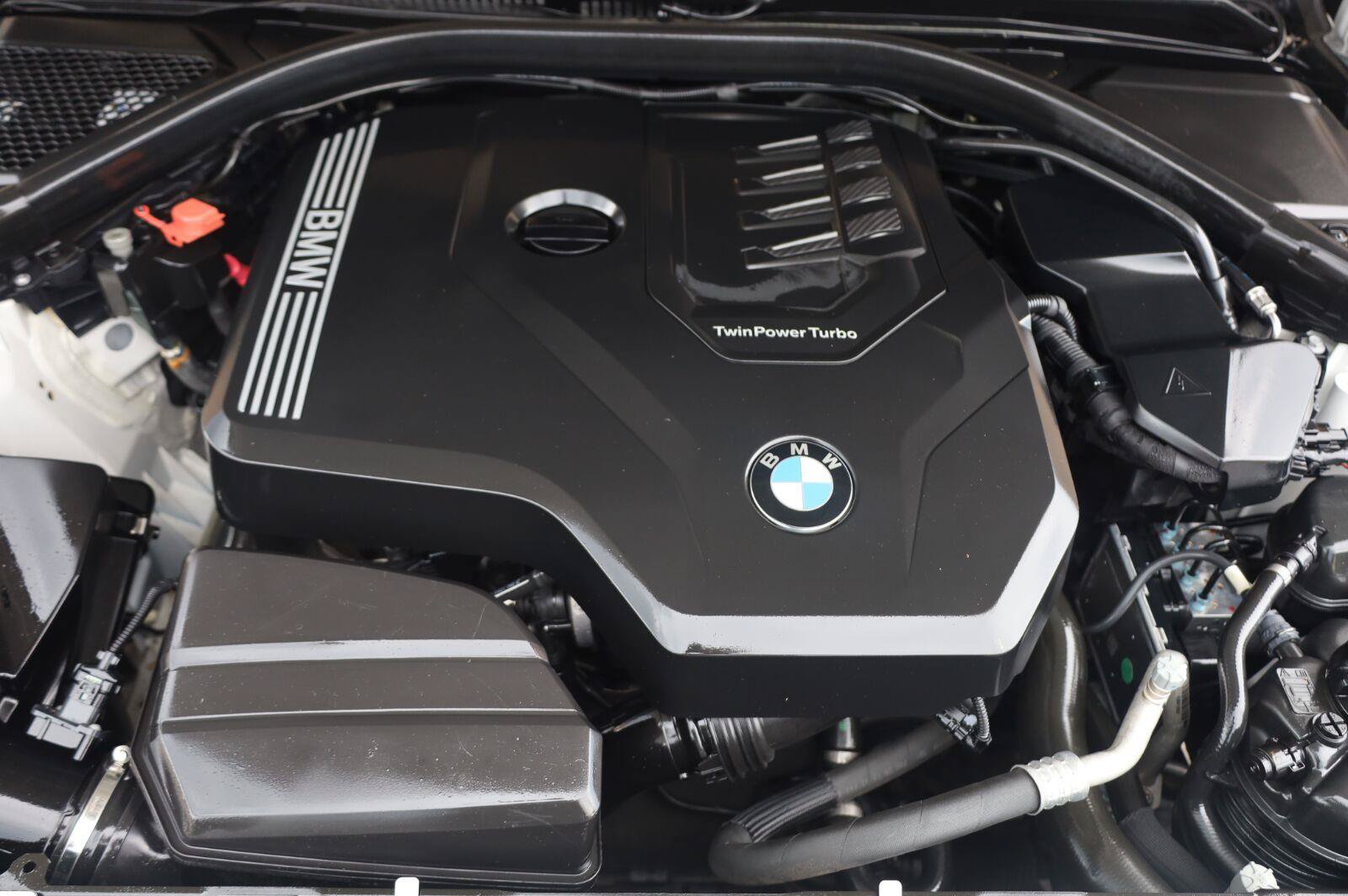 Used 2020 BMW 330i Sedan w/ Premium Package RWD image 14