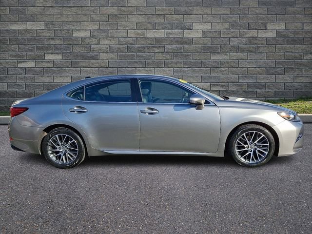 Used 2017 Lexus ES 350 image 7