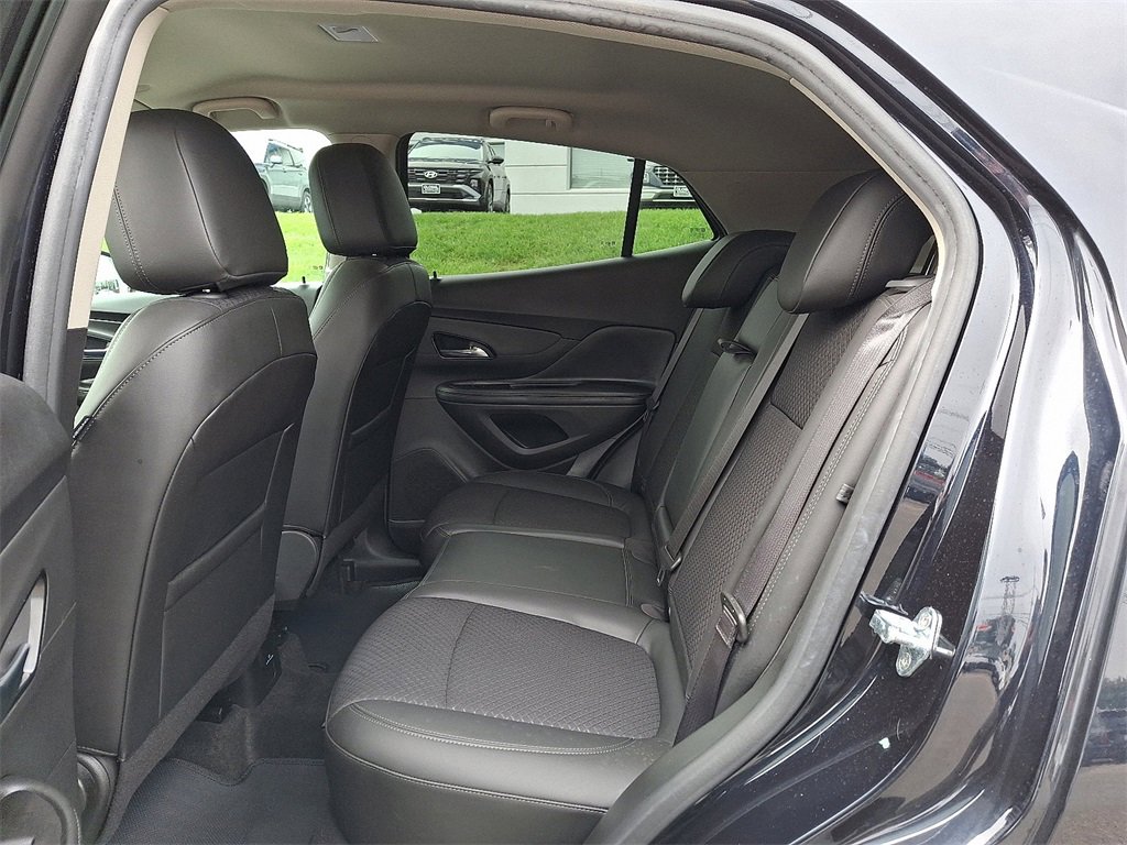 Used 2022 Buick Encore Preferred w/ Safety Package image 11