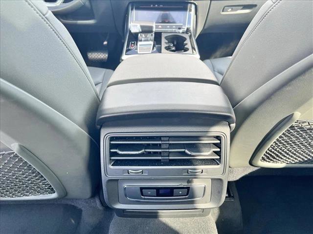 Used 2025 Audi Q7 3.0T Premium Plus AWD/4WD image 18