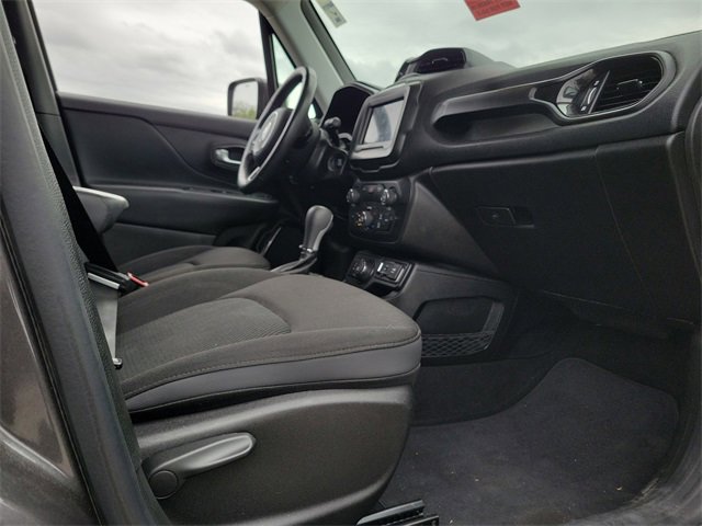 Used 2018 Jeep Renegade Altitude w/ Safety & Security Group image 23