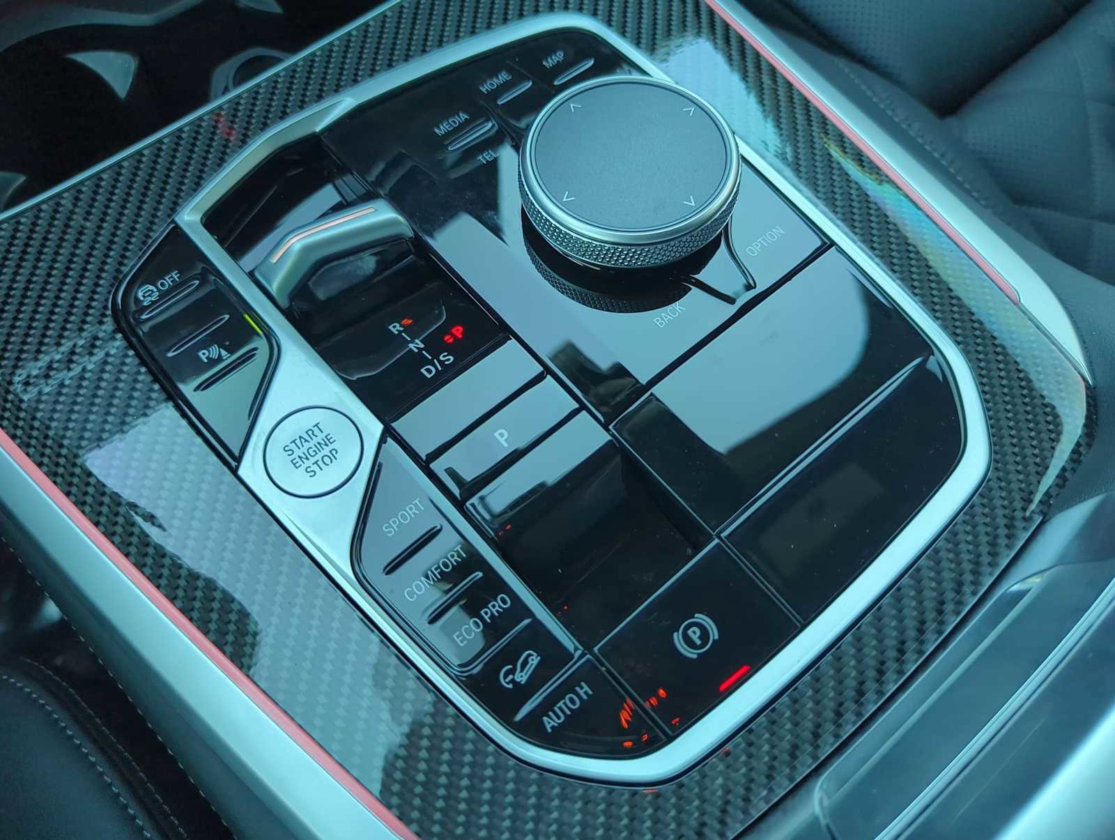 Used 2025 BMW X5 M60i w/ Climate Comfort Package image 33