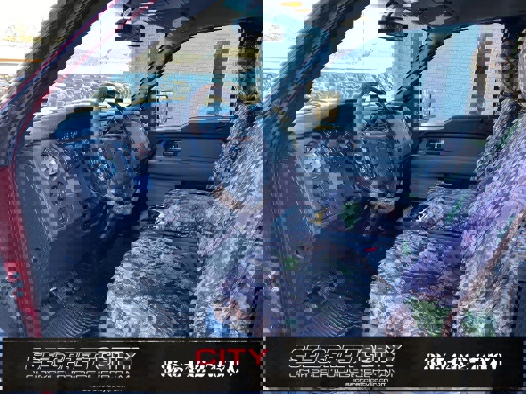 Used 2014 Ford F150 XLT w/ Equipment Group 302A Luxury image 9