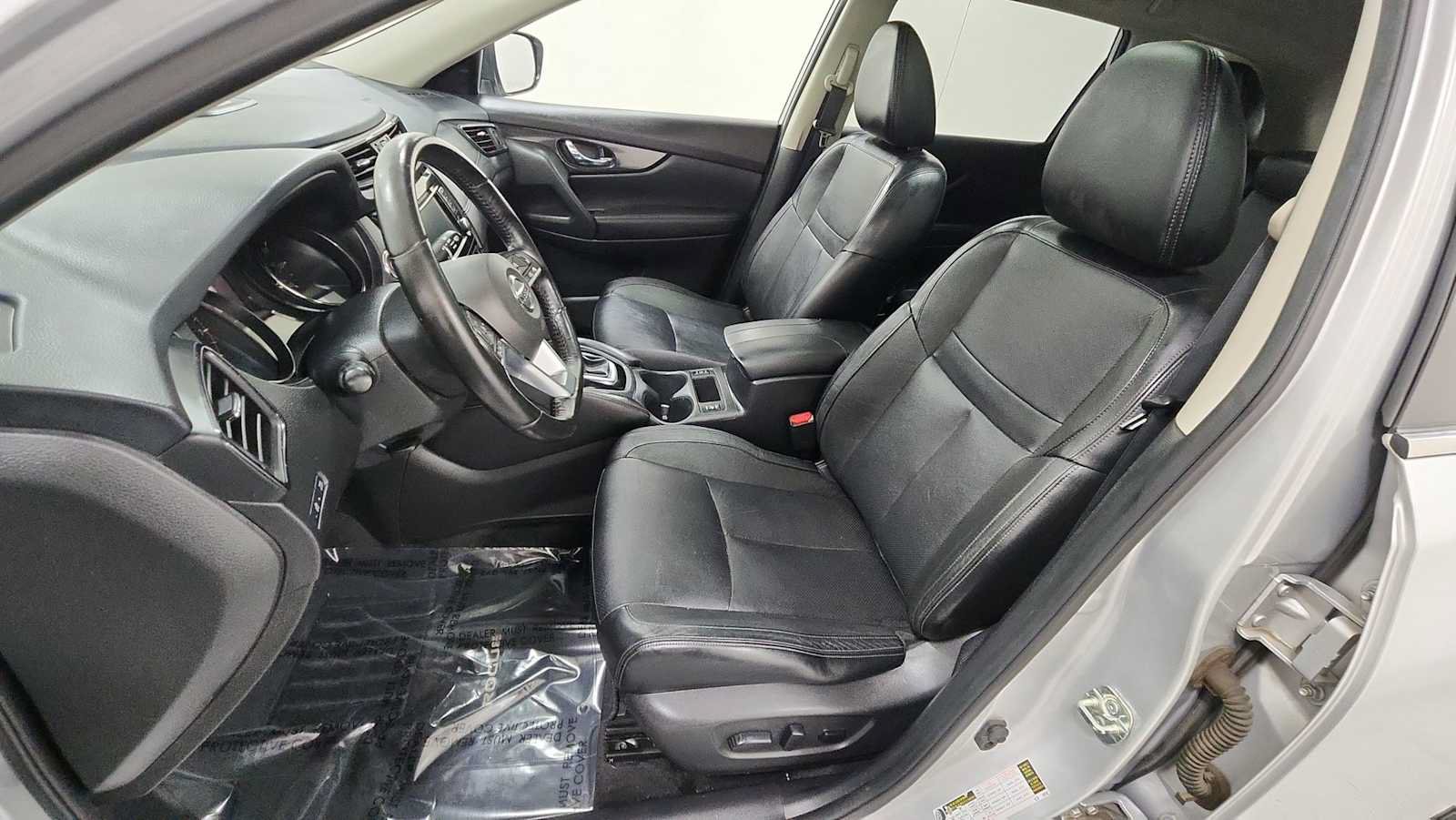 Used 2018 Nissan Rogue SL w/ Premium Package AWD/4WD image 13