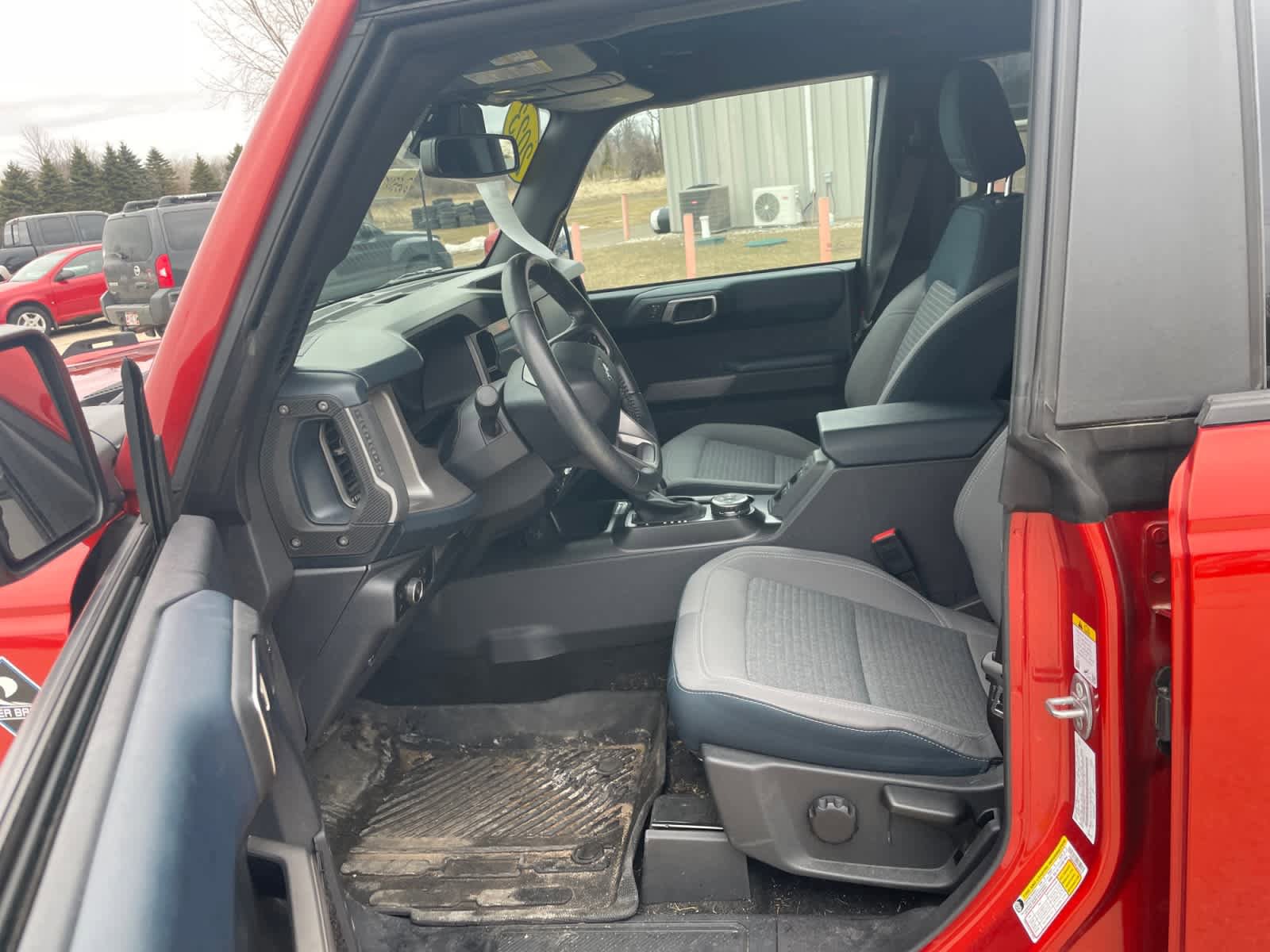 Used 2023 Ford Bronco Outer Banks image 9