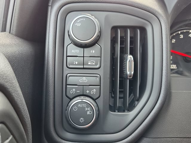 New 2026 Chevrolet Silverado 1500 Custom AWD/4WD image 13