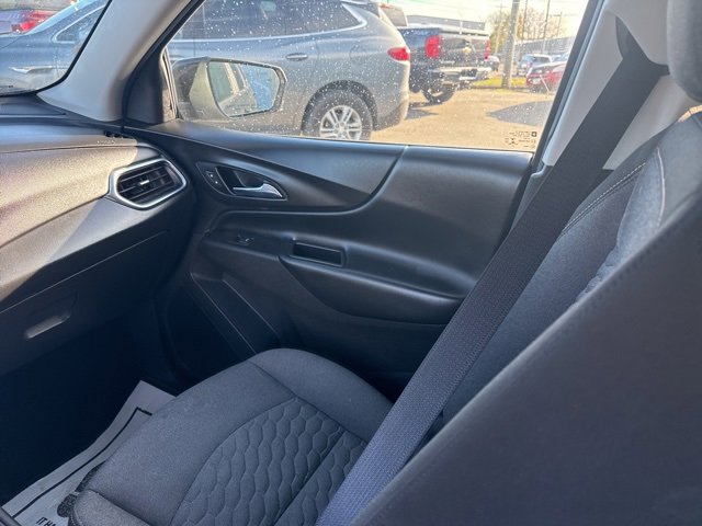 Used 2021 Chevrolet Equinox LT image 15