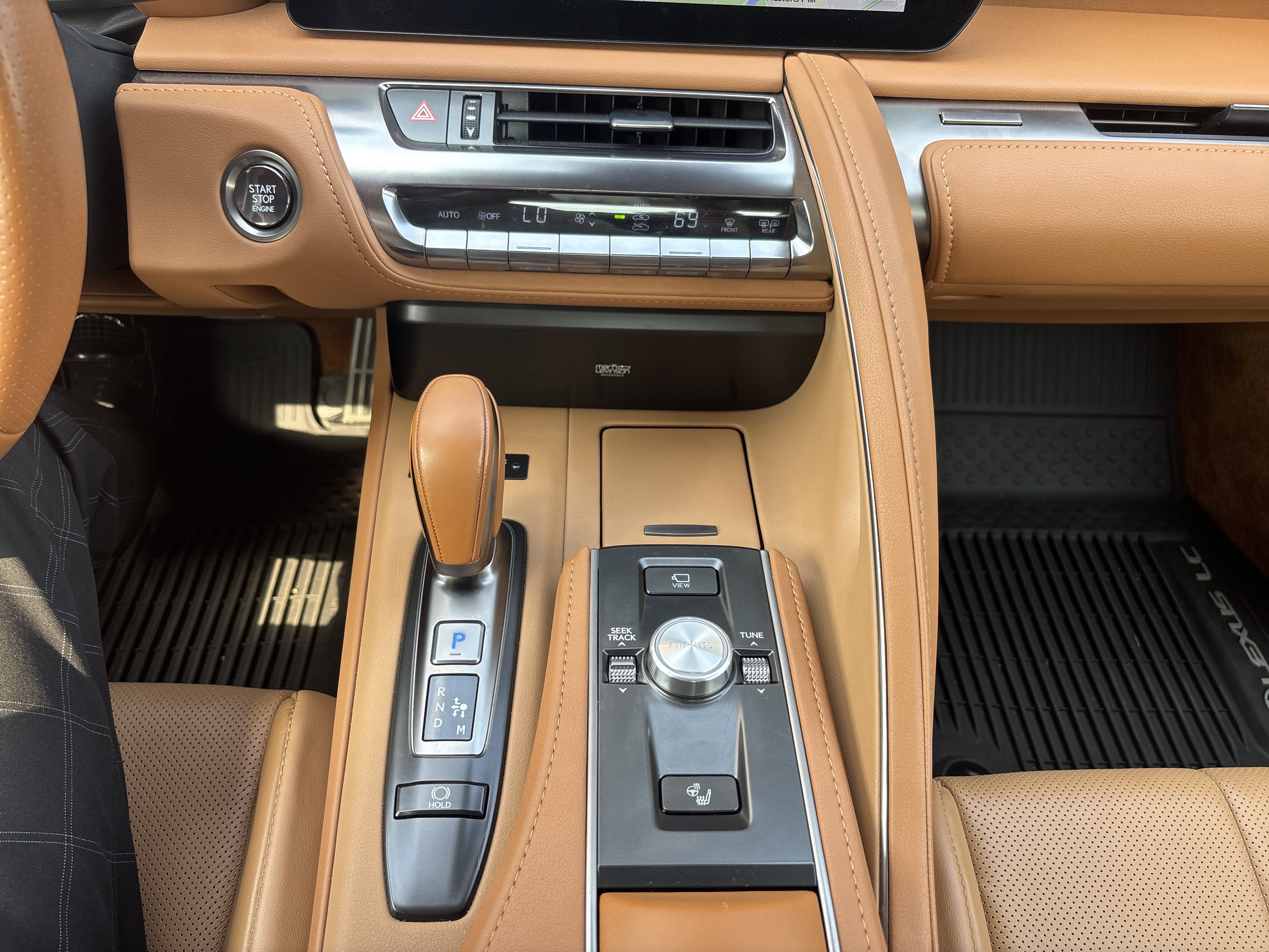 Used 2024 Lexus LC 500 Convertible w/ Bespoke Build Package RWD image 19