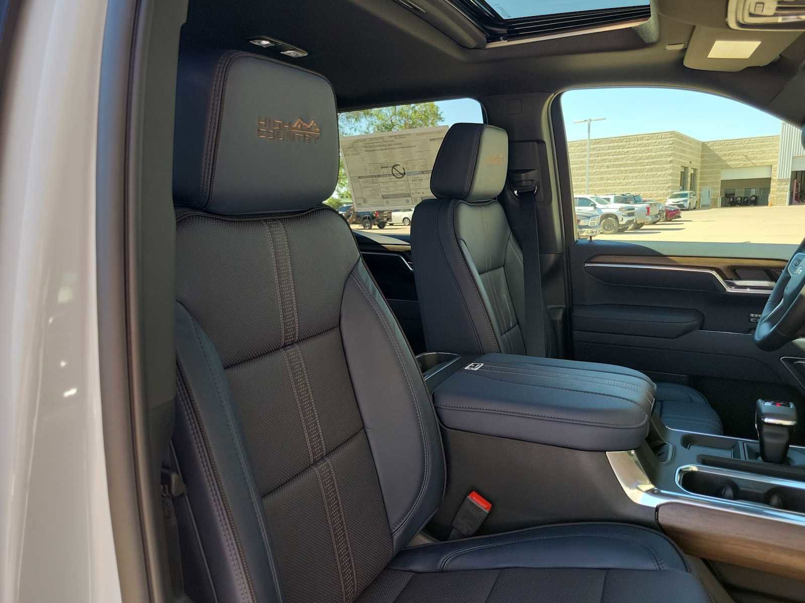 New 2026 Chevrolet Silverado 1500 High Country w/ Technology Package AWD/4WD image 18