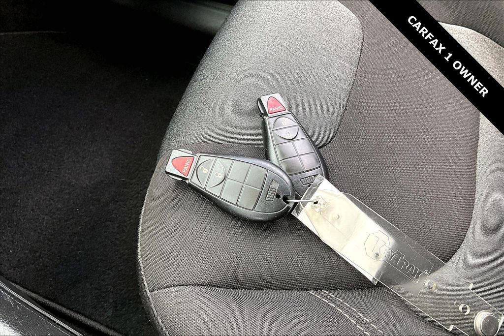 Used 2018 Jeep Cherokee Latitude w/ Altitude Package image 32