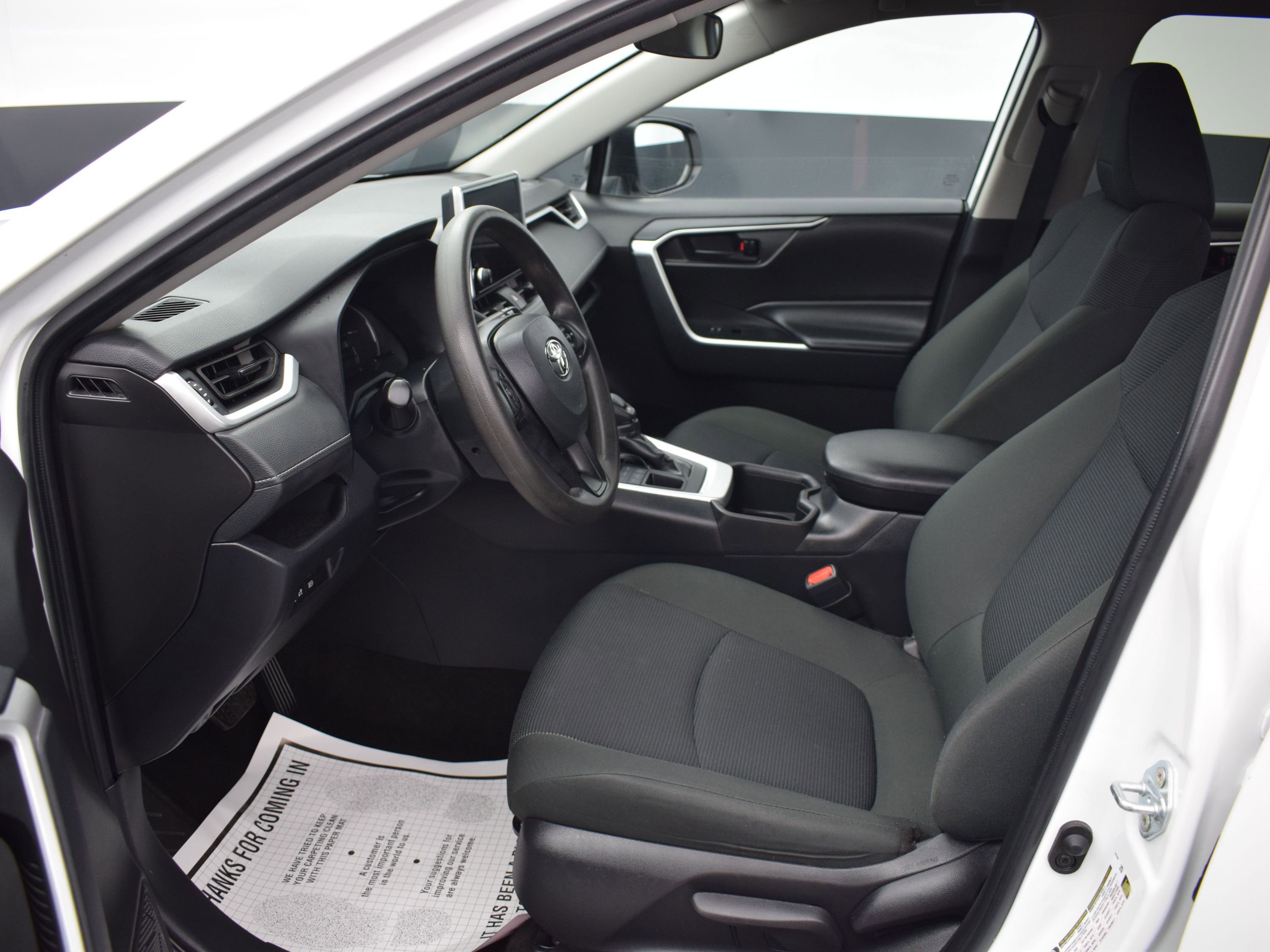Used 2024 Toyota RAV4 LE image 13