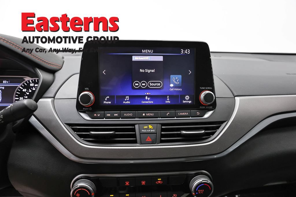Used 2023 Nissan Altima 2.5 SR FWD image 12
