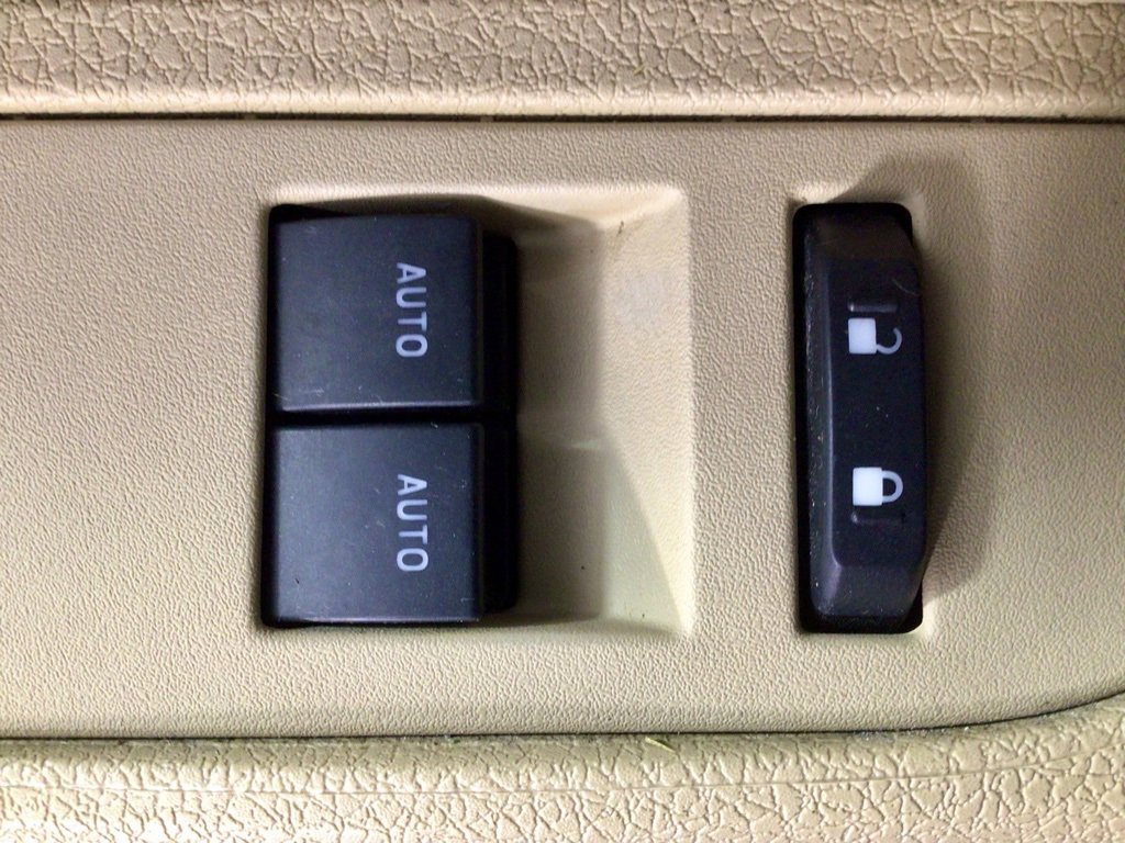 Used 2013 Ford F150 XLT w/ Mid Equipment Group image 15