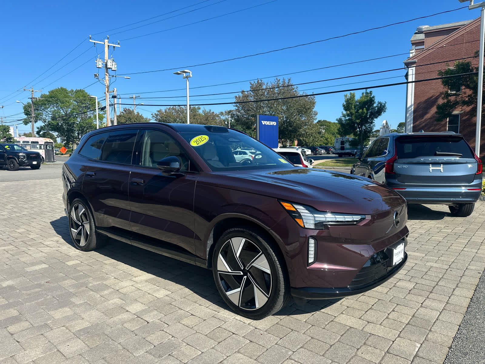 Used 2025 Volvo EX90 Ultra AWD/4WD image 8