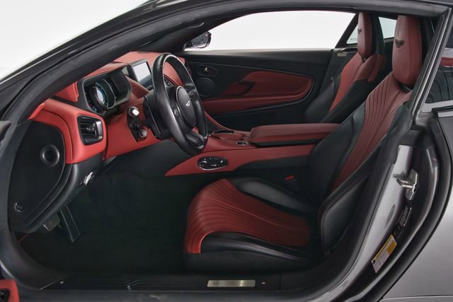 Used 2018 Aston Martin DB11 V12 RWD image 3