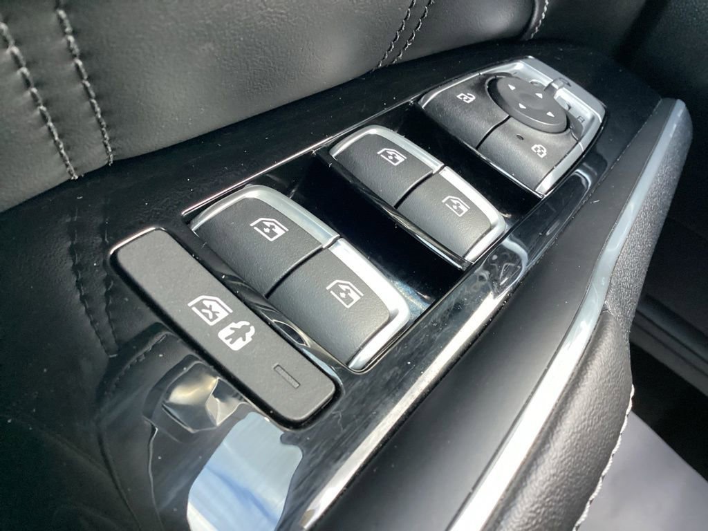 Used 2023 Kia Sorento SX AWD/4WD image 26