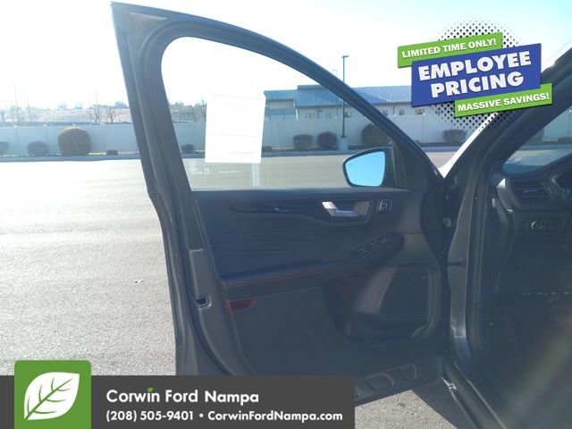New 2026 Ford Escape ST-Line Select w/ Tech Pack #2 AWD/4WD image 10