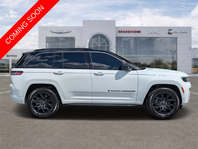 Certified 2026 Jeep Grand Cherokee Summit w/ Obsidian Package AWD/4WD image 2