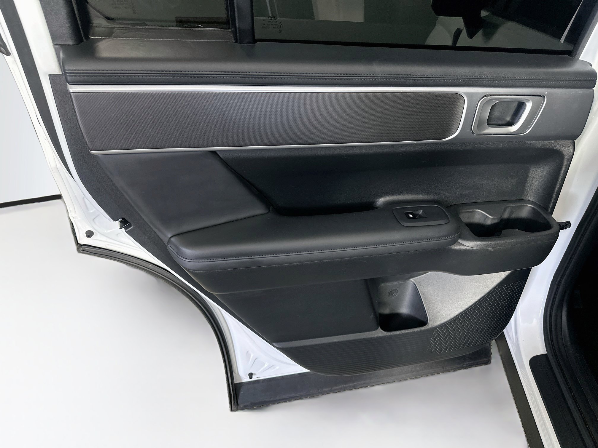 Used 2025 Hyundai Santa Fe SEL AWD/4WD image 26
