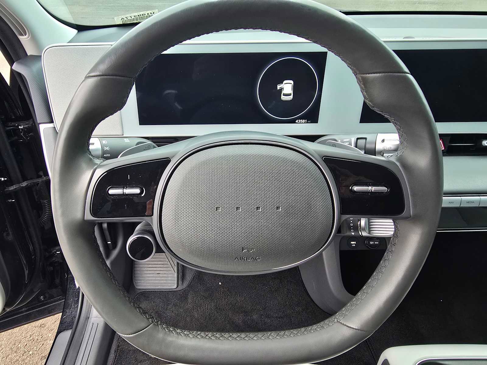 Used 2023 Hyundai Ioniq 5 SEL image 27