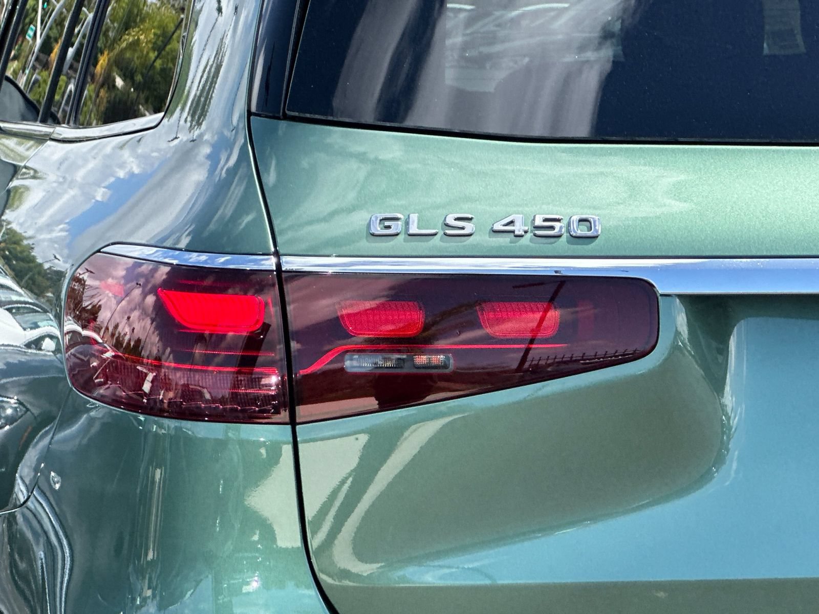New 2025 Mercedes-Benz GLS 450 4MATIC image 34