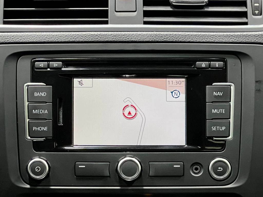 Used 2011 Volkswagen Jetta SEL image 10