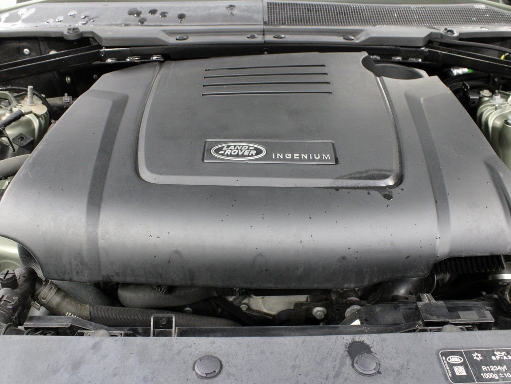 Used 2020 Land Rover Defender 110 S image 35