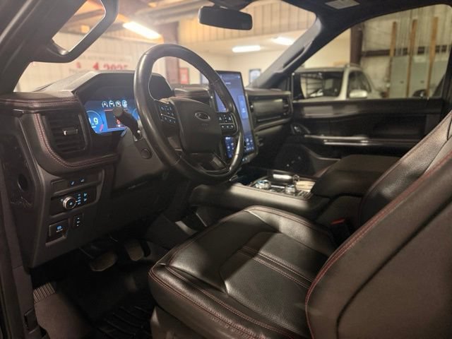 Used 2022 Ford Expedition Limited AWD/4WD image 13