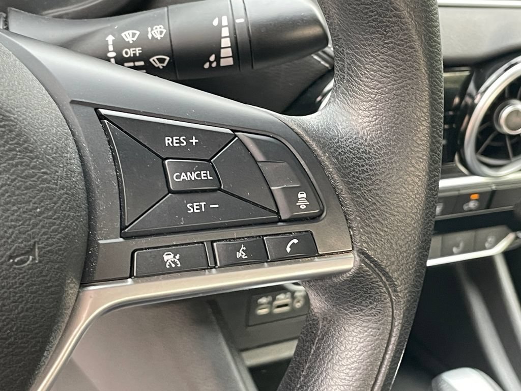 Used 2023 Nissan Sentra SV FWD image 29