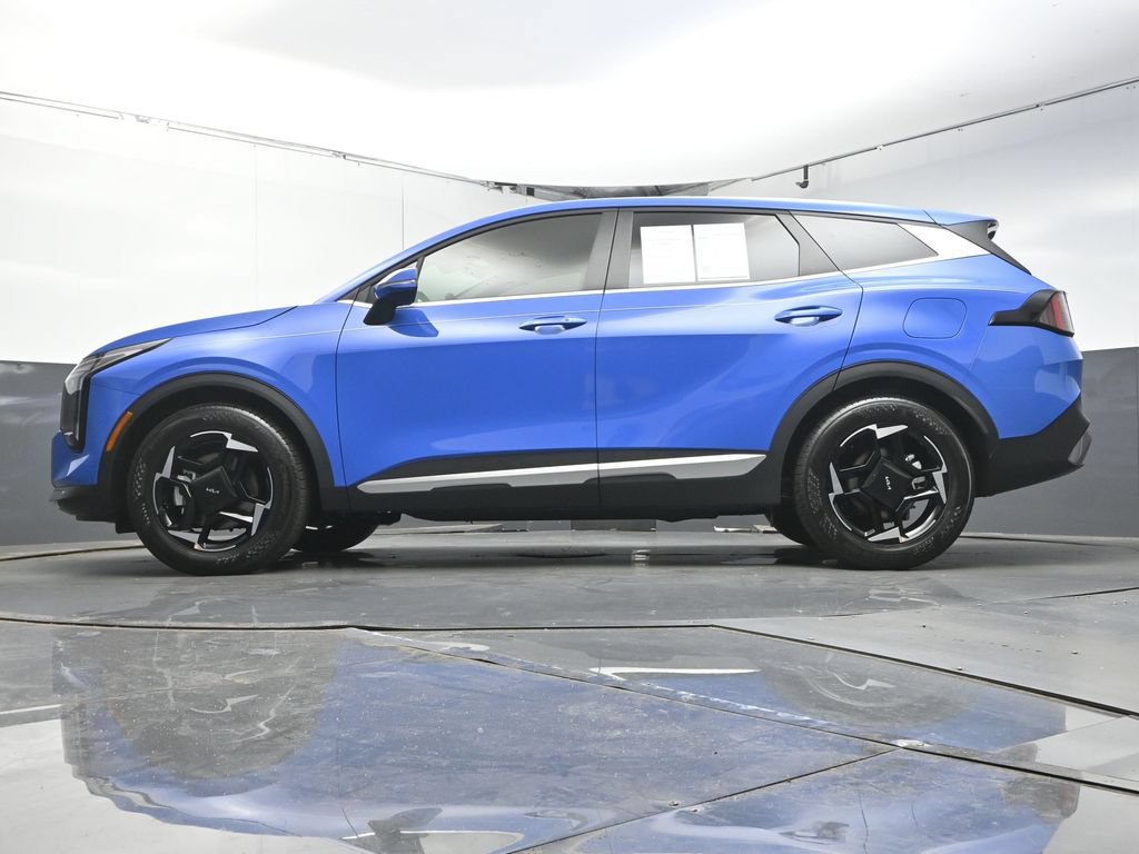 Used 2026 Kia Sportage EX FWD image 40