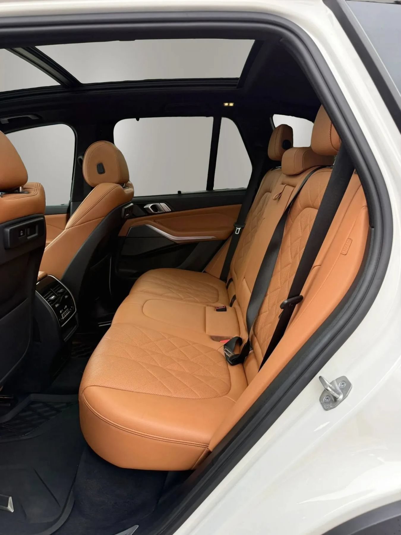 Used 2023 BMW X5 xDrive40i w/ Premium Package AWD/4WD image 22