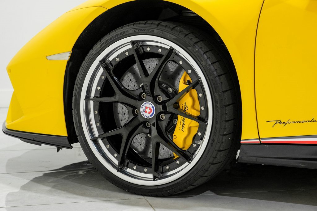 Used 2018 Lamborghini Huracan Performante image 64